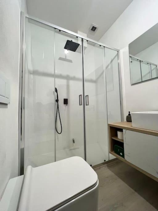 History Luxury Central Apartment By Revenue House Como Exterior foto