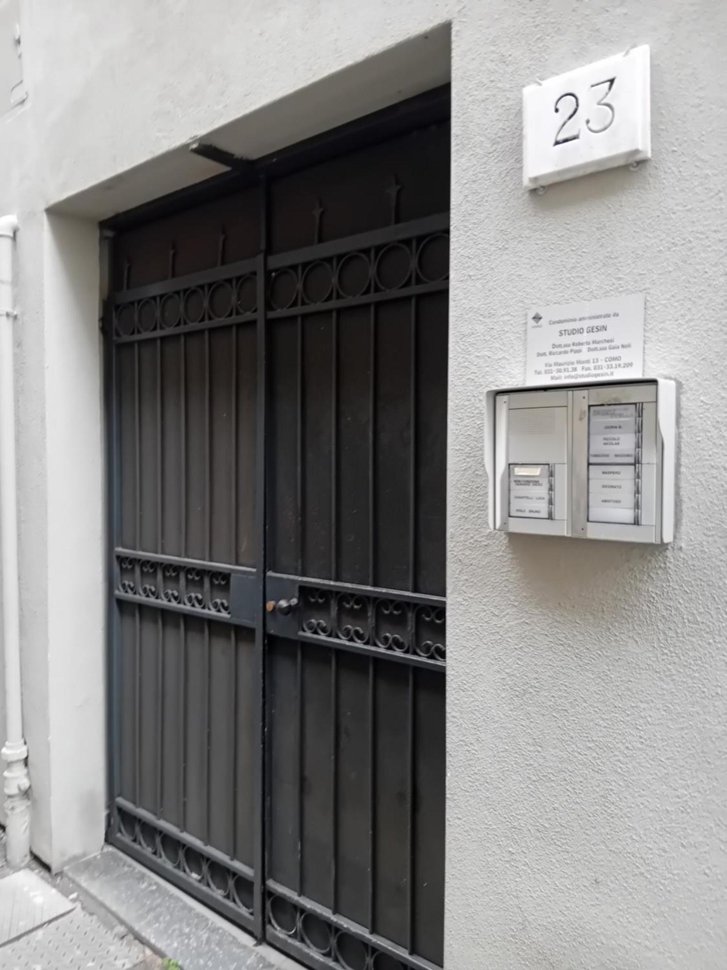 History Luxury Central Apartment By Revenue House Como Exterior foto